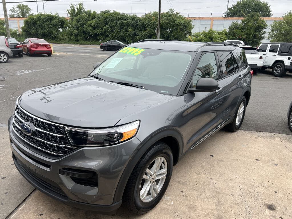 2021 FORD Explorer