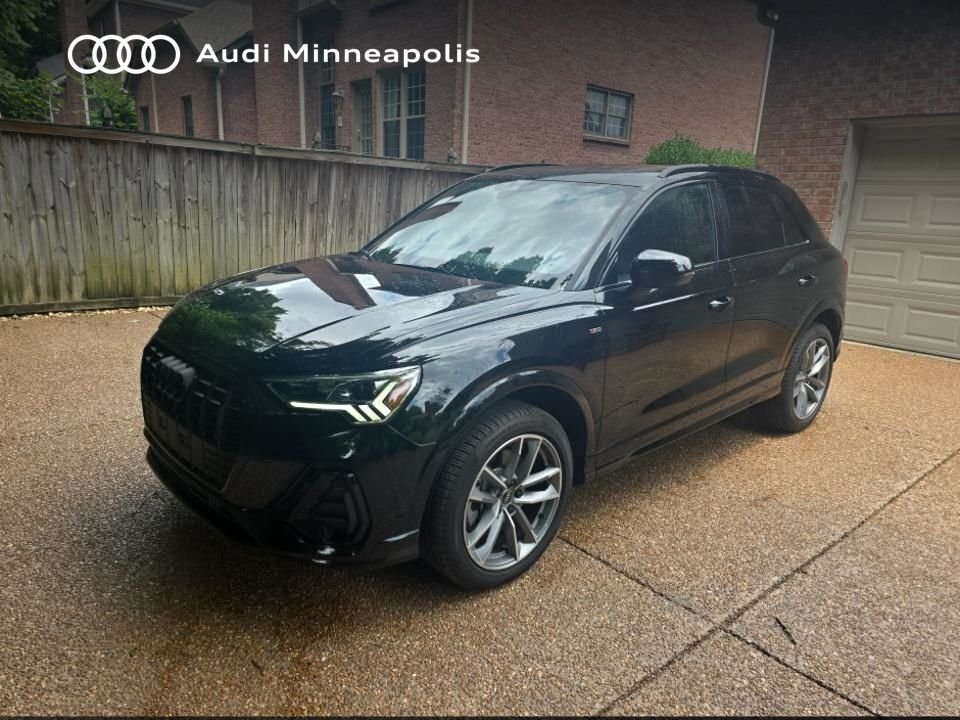 2023 AUDI Q3