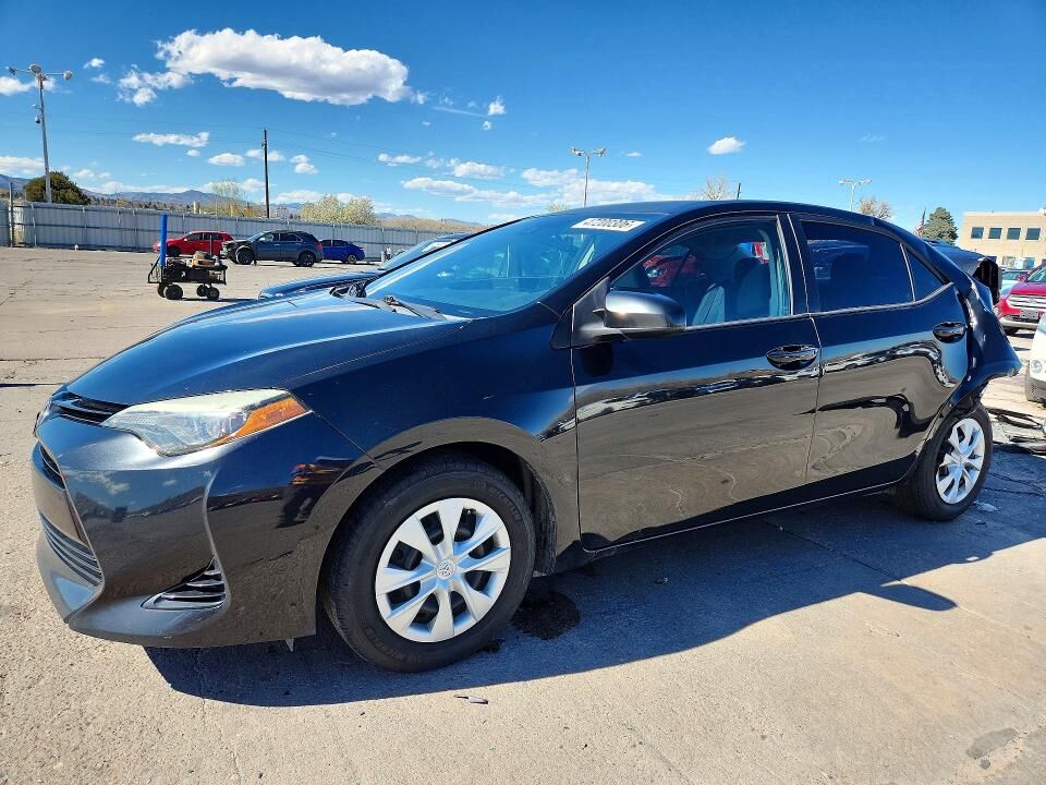 2017 TOYOTA Corolla