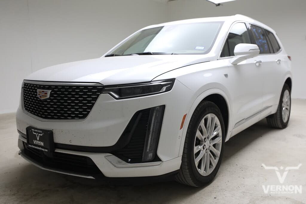 2025 CADILLAC XT6