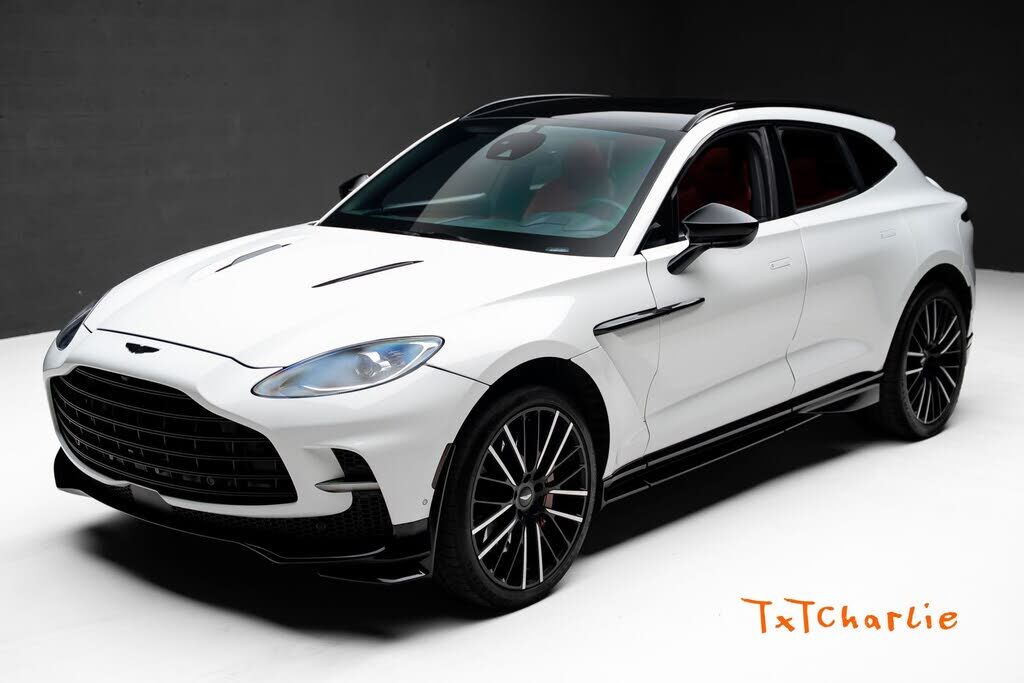 2023 ASTON MARTIN DBX
