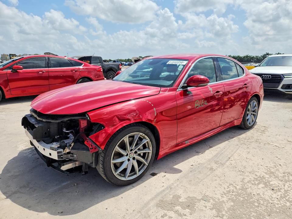 2017 ALFA ROMEO Giulia