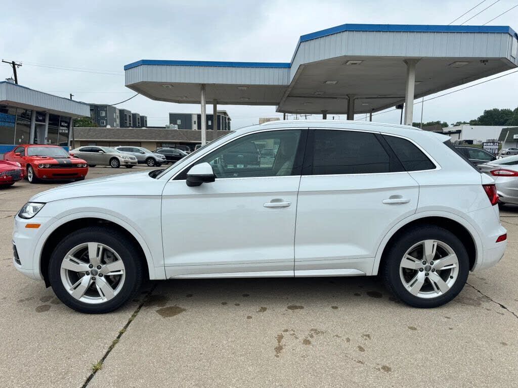 2019 AUDI Q5