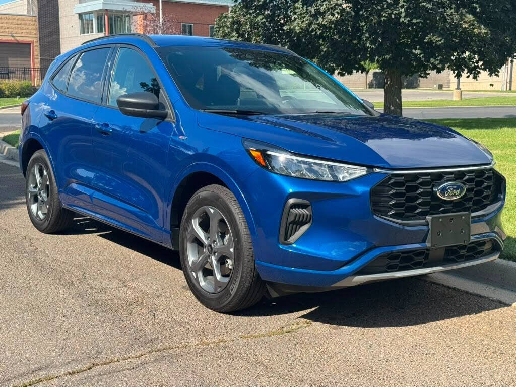 2023 FORD Escape