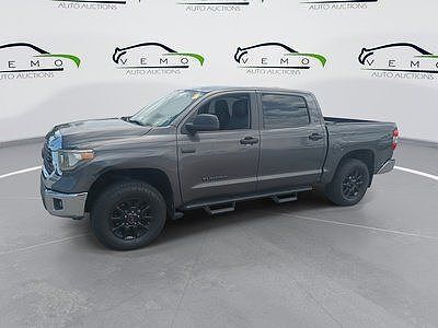 2020 TOYOTA Tundra