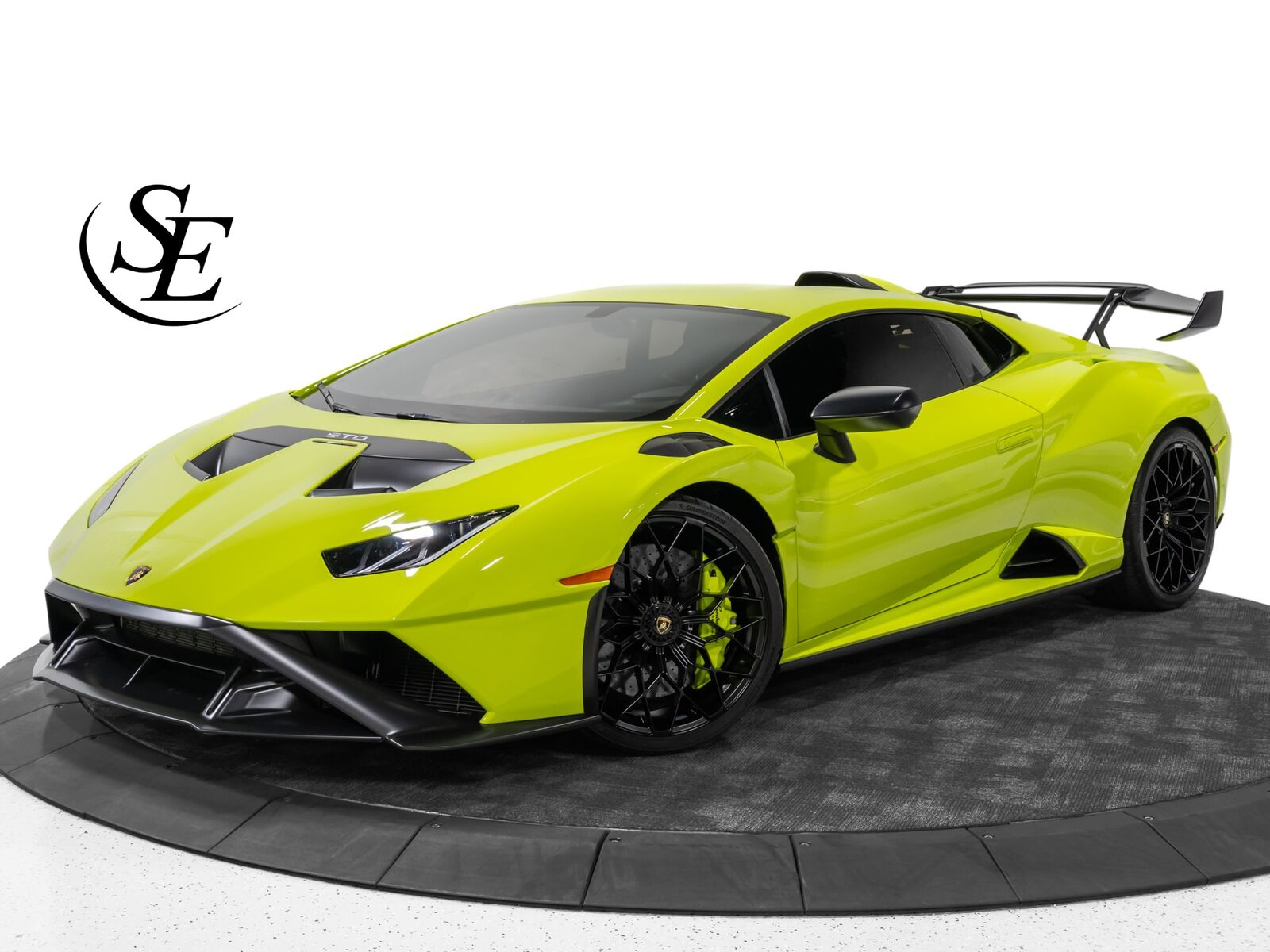 2023 LAMBORGHINI Huracan STO
