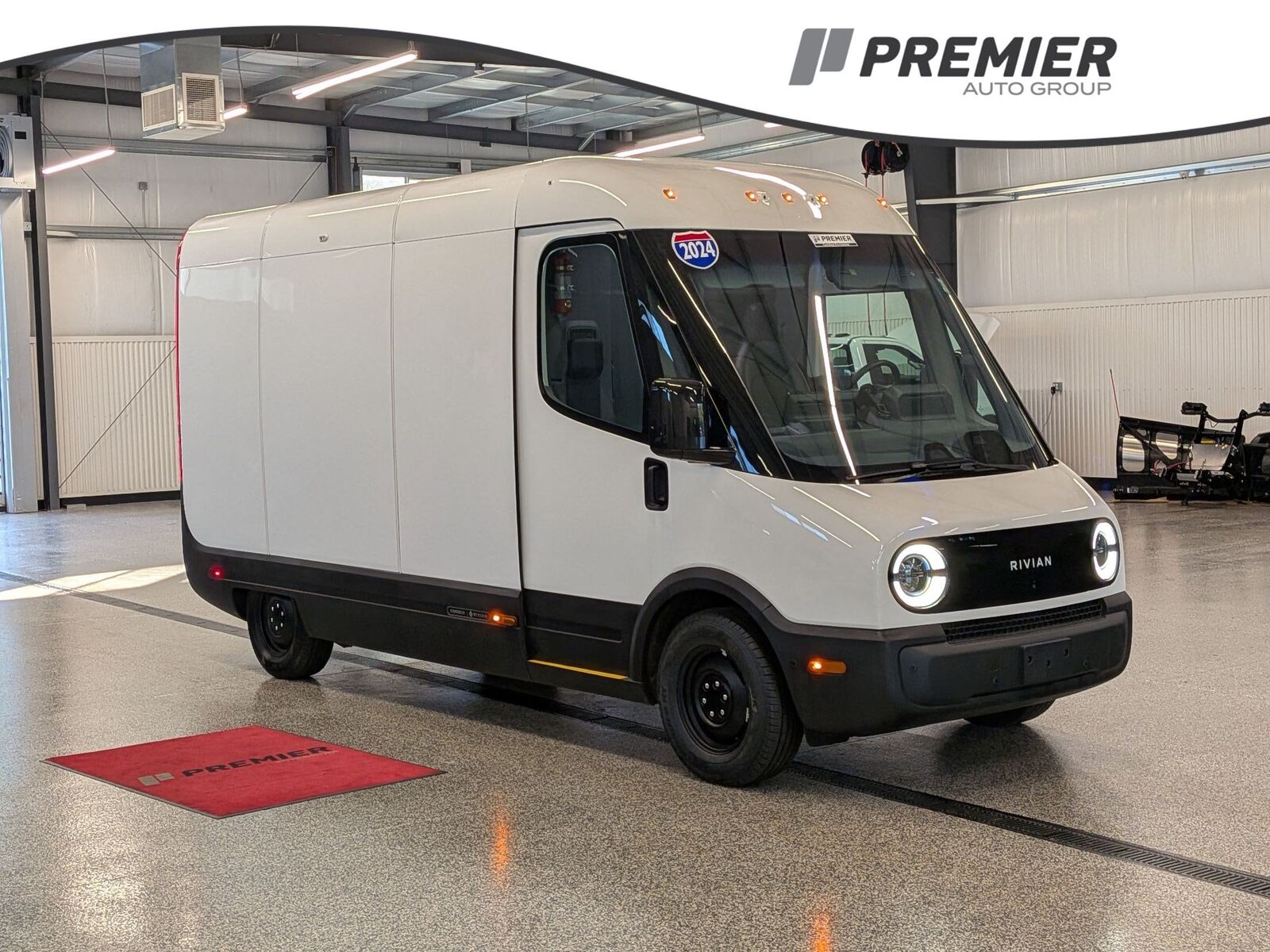 2024 RIVIAN RCV