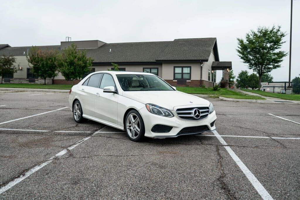 2014 MERCEDES-BENZ E-Class