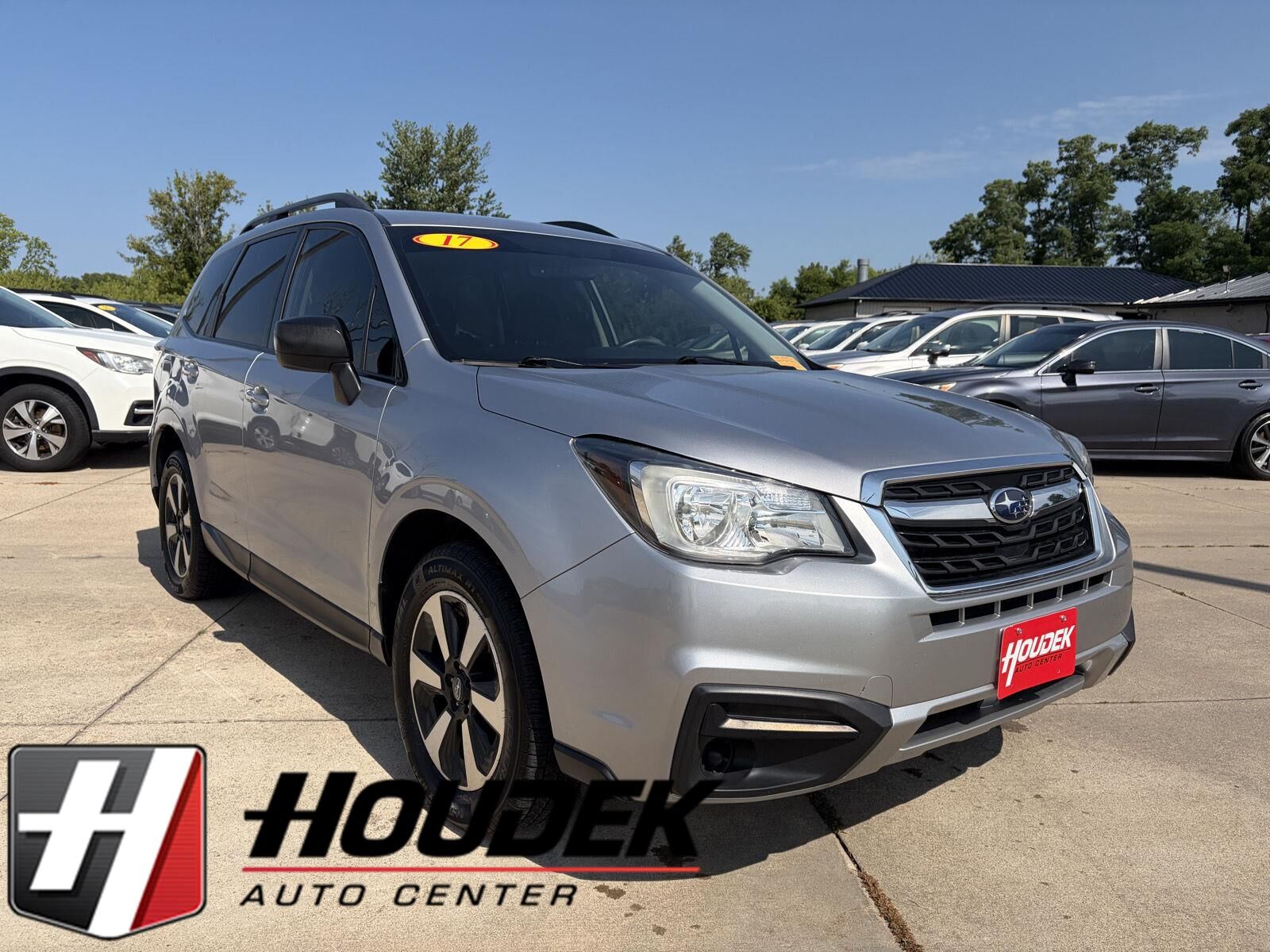 2017 SUBARU Forester