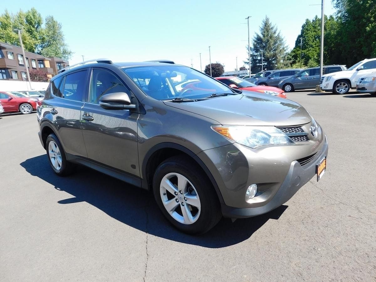2014 TOYOTA RAV4