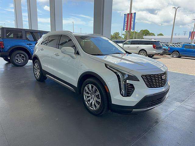 2023 CADILLAC XT4