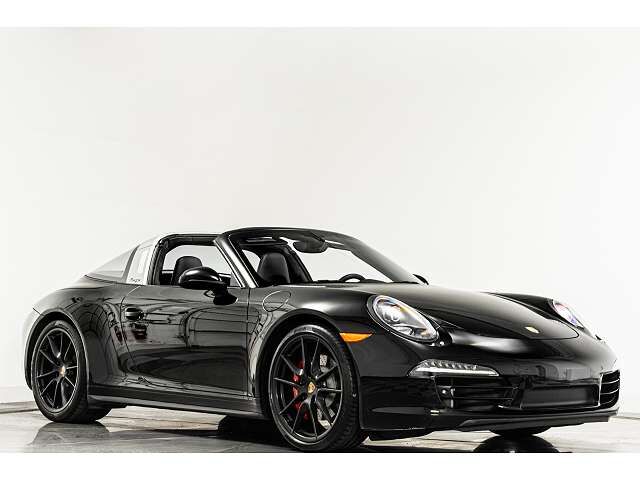 2016 PORSCHE 911