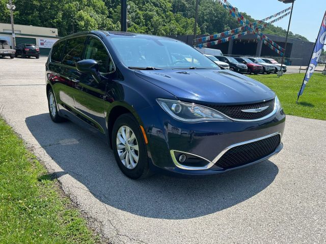 2018 CHRYSLER Pacifica