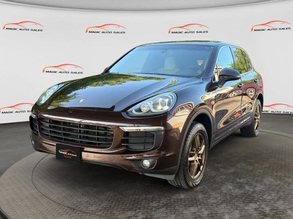 2016 PORSCHE Cayenne