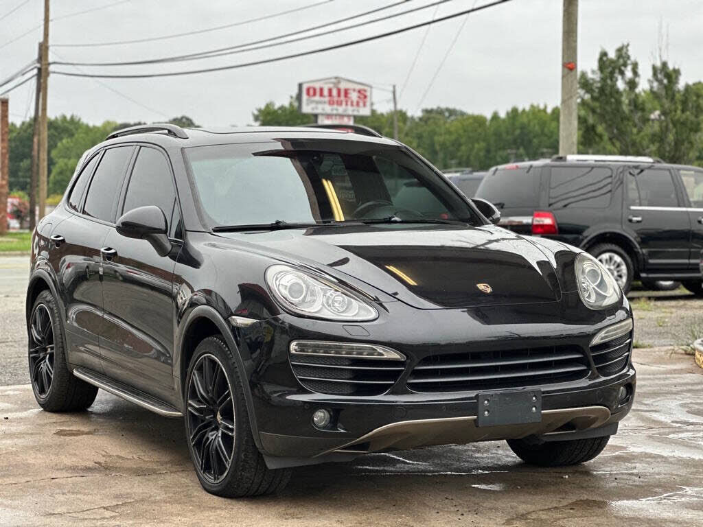 2012 PORSCHE Cayenne