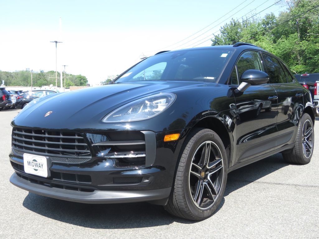 2019 PORSCHE Macan