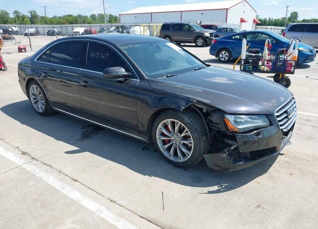 2013 AUDI A8
