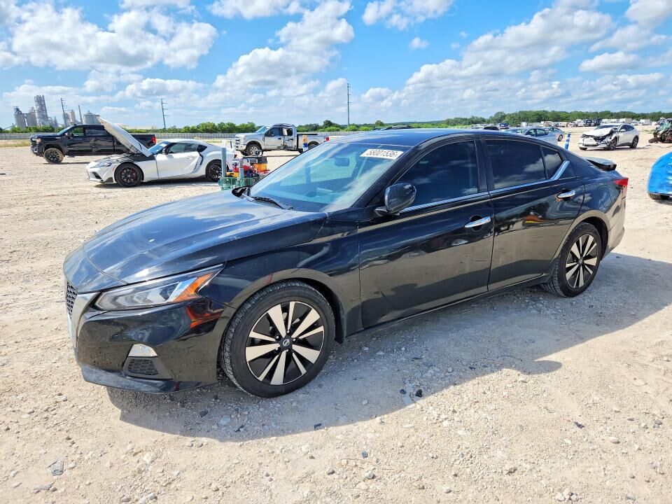 2021 NISSAN Altima