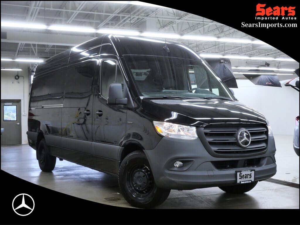 2024 MERCEDES-BENZ eSprinter