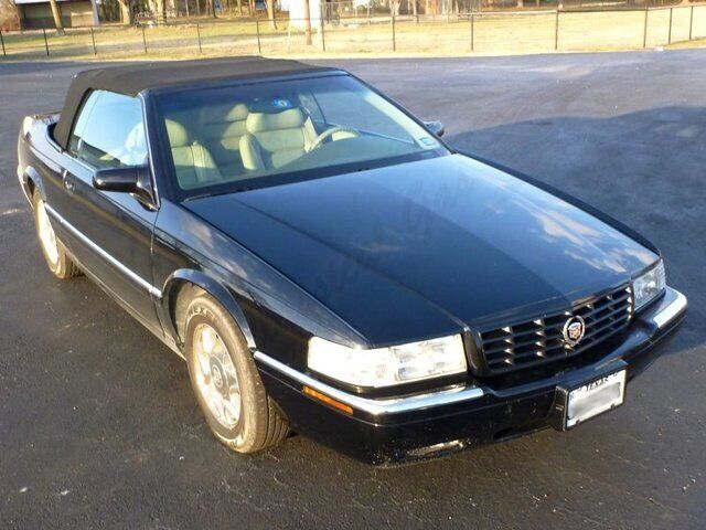 2000 CADILLAC Eldorado
