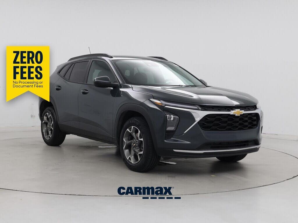 2025 CHEVROLET Trax