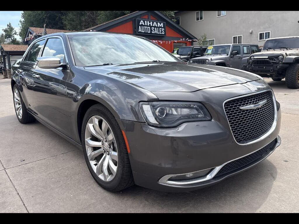 2018 CHRYSLER 300