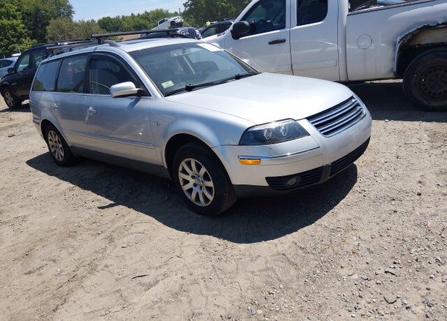 2003 VOLKSWAGEN Passat