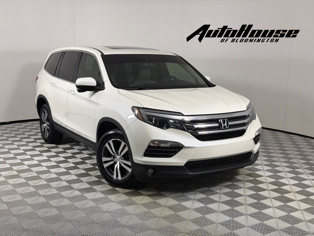2017 HONDA Pilot