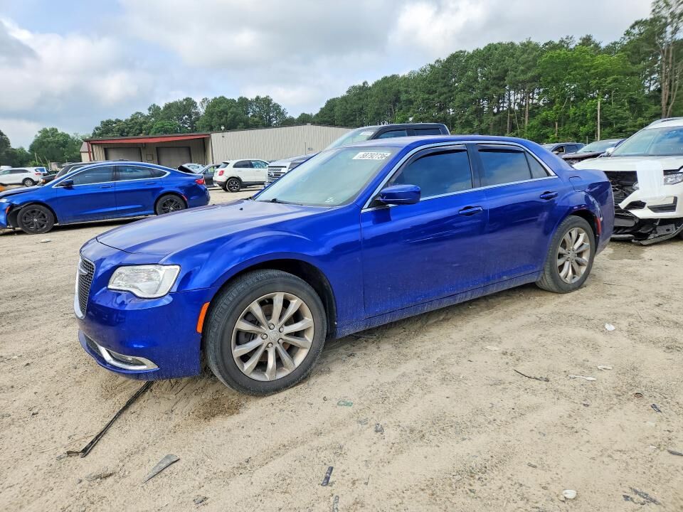 2019 CHRYSLER 300