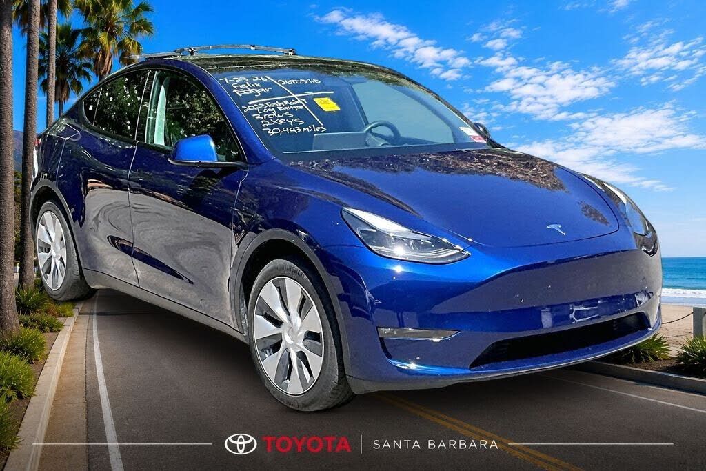 2023 TESLA Model Y