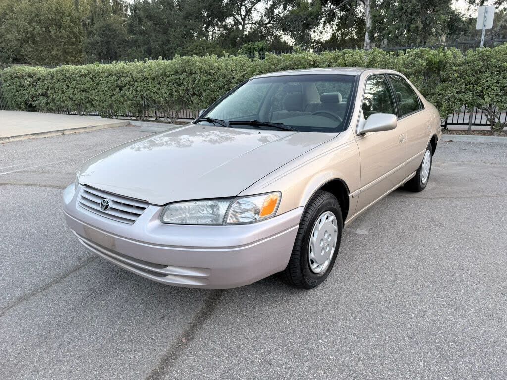 1998 TOYOTA Camry