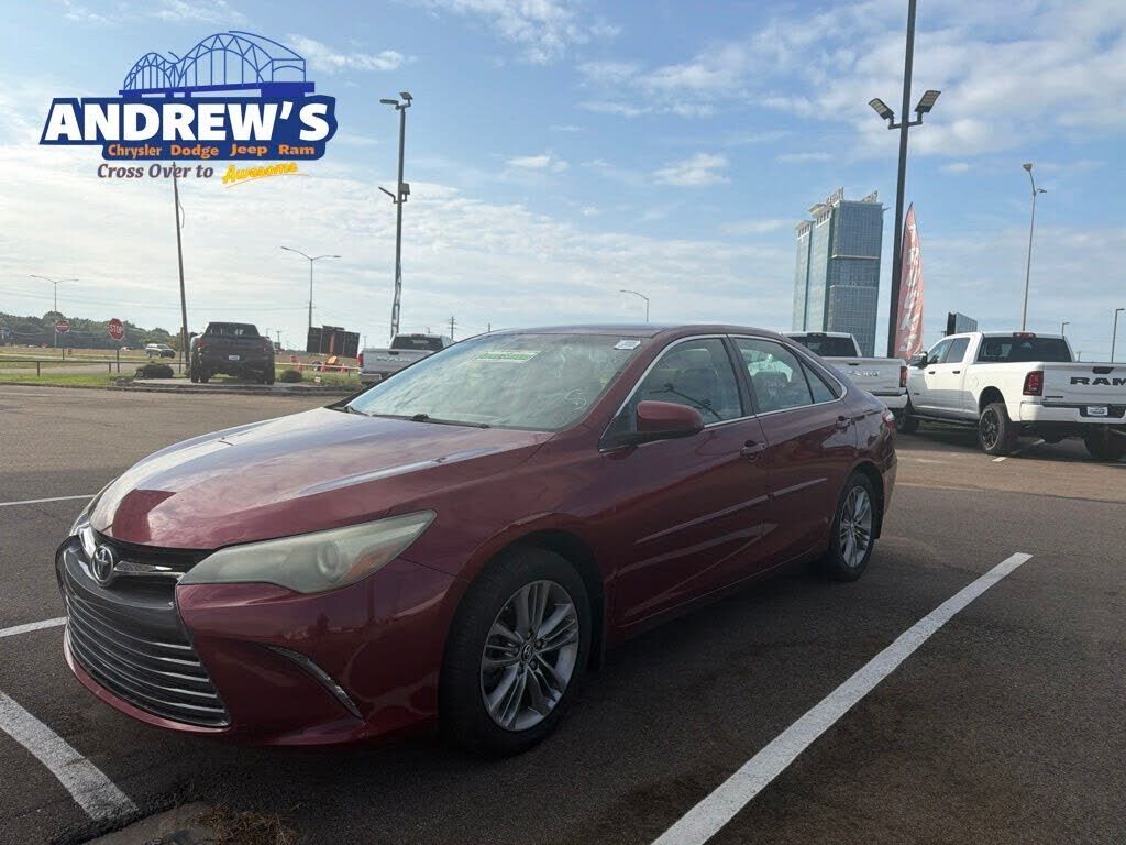 2016 TOYOTA Camry