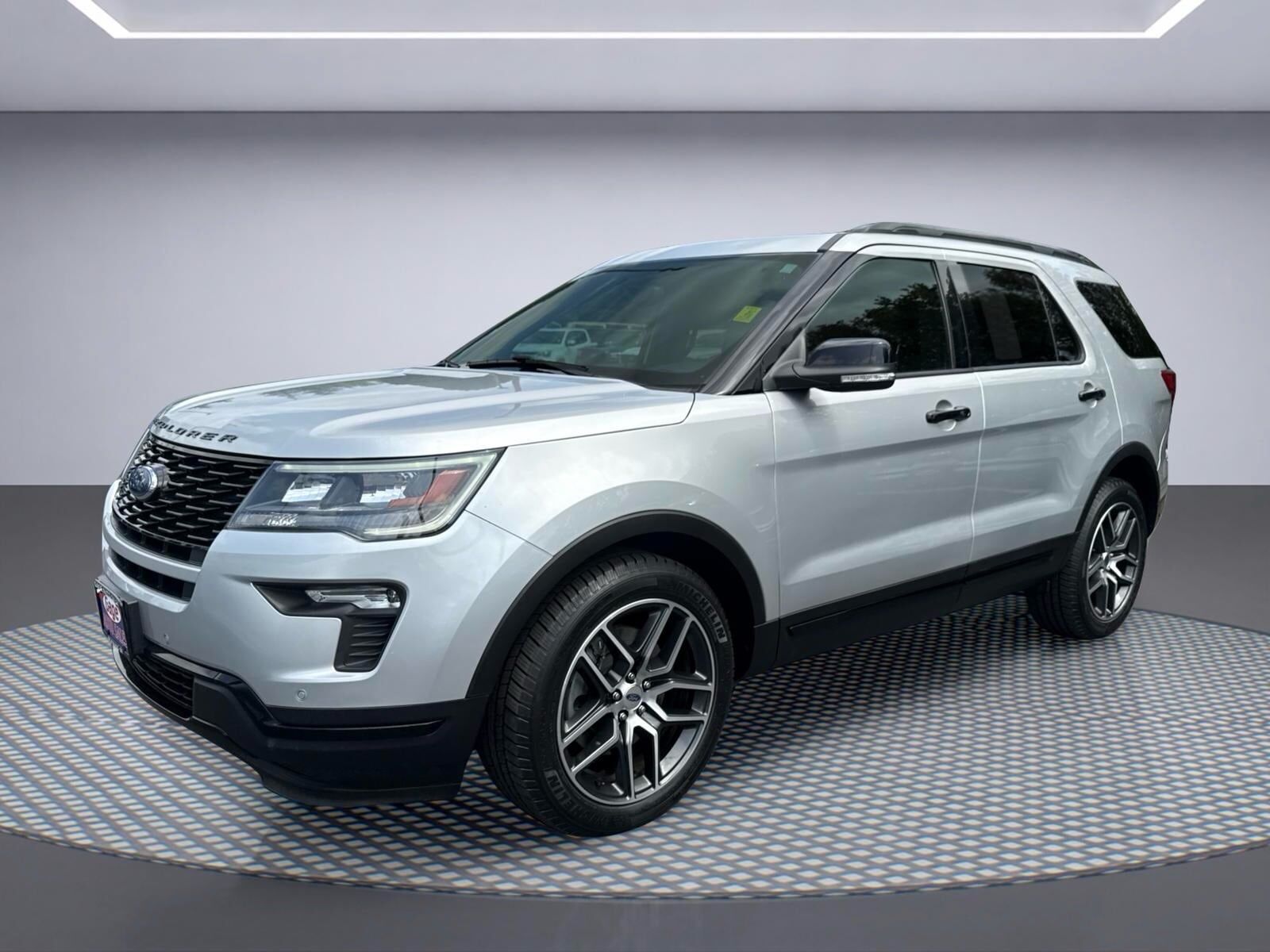 2019 FORD Explorer