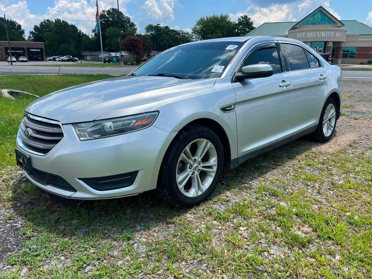 2018 FORD Taurus