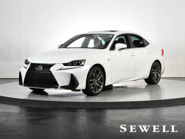 2020 LEXUS IS