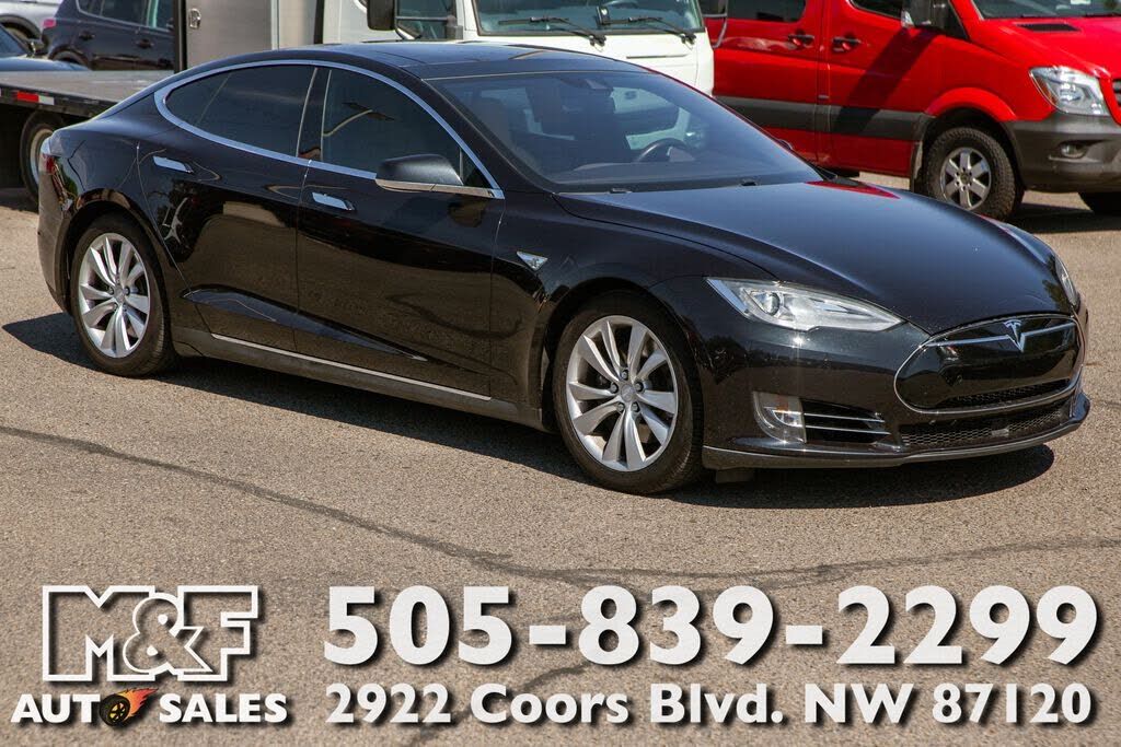 2016 TESLA Model S