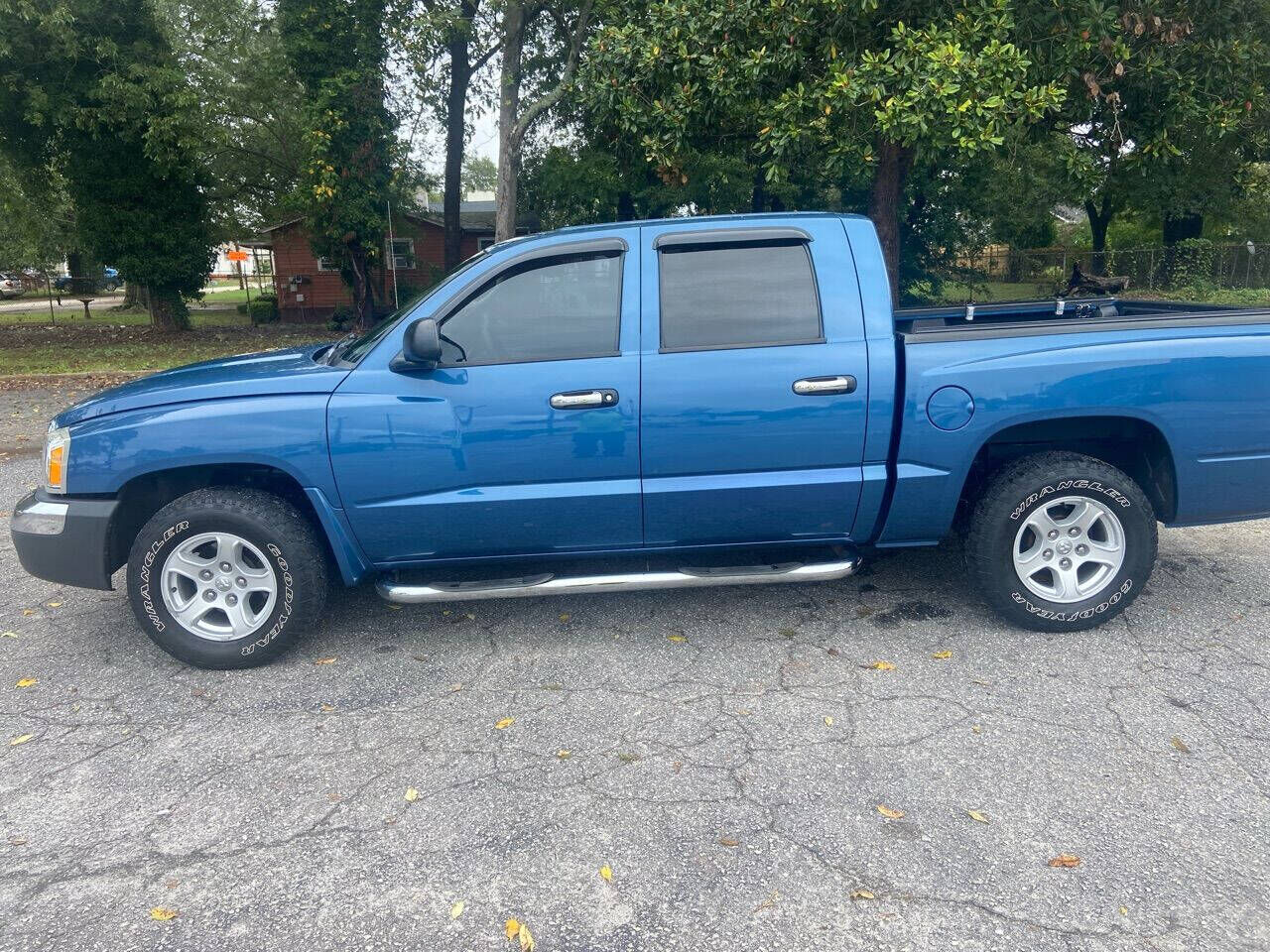 2005 DODGE Dakota