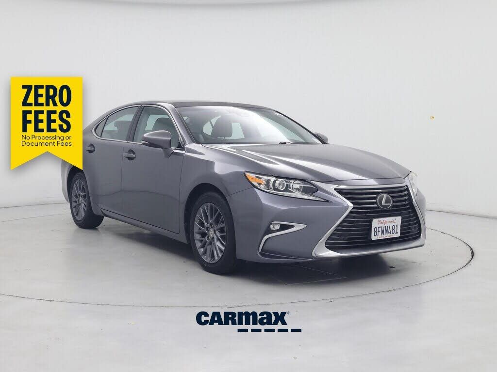 2018 LEXUS ES