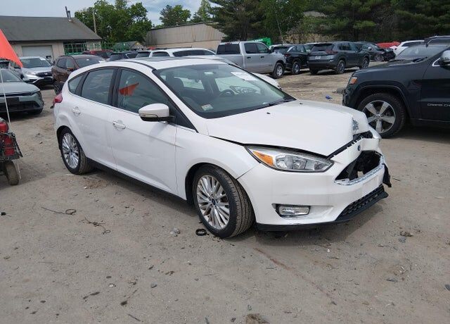 2017 FORD Focus