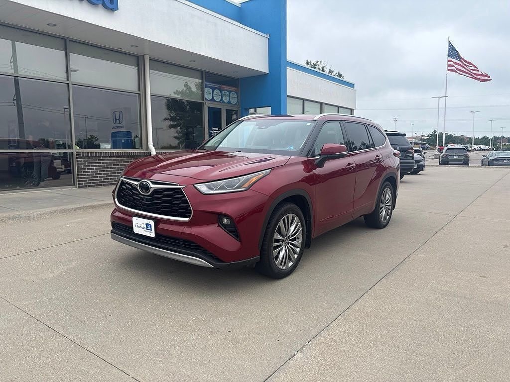 2020 TOYOTA Highlander