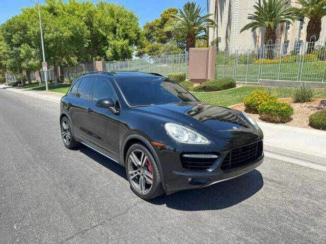 2013 PORSCHE Cayenne