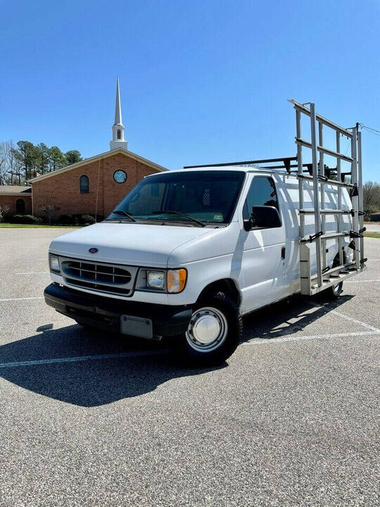 2001 FORD E-150
