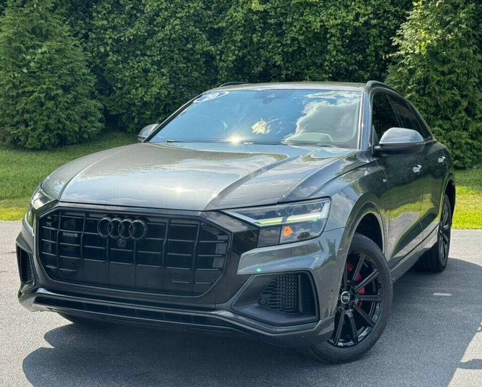 2020 AUDI Q8