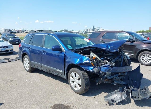 2010 SUBARU Outback