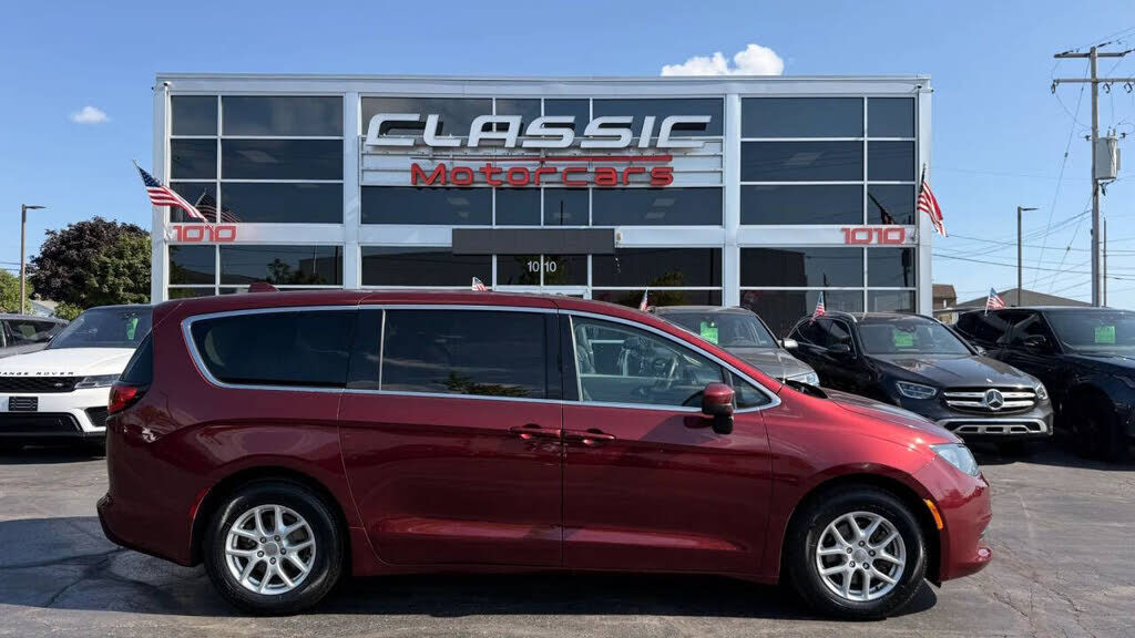 2017 CHRYSLER Pacifica