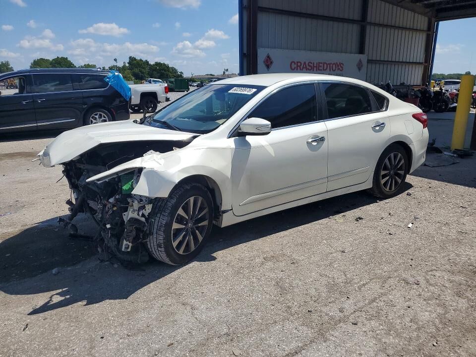2017 NISSAN Altima