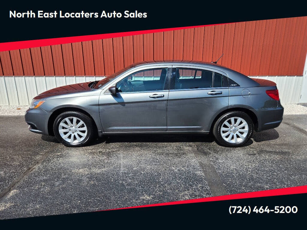 2013 CHRYSLER 200