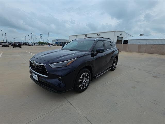 2023 TOYOTA Highlander
