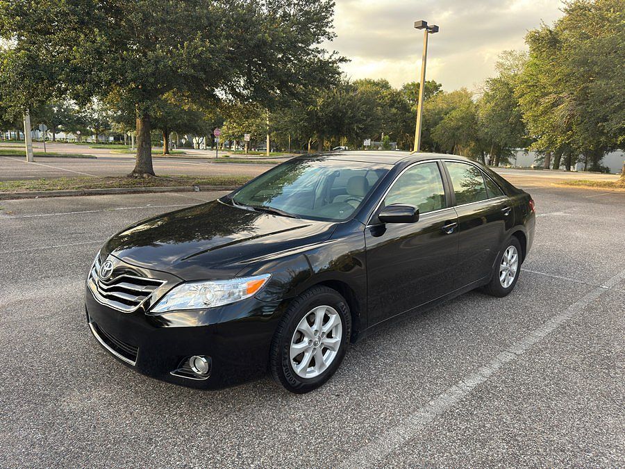 2011 TOYOTA Camry