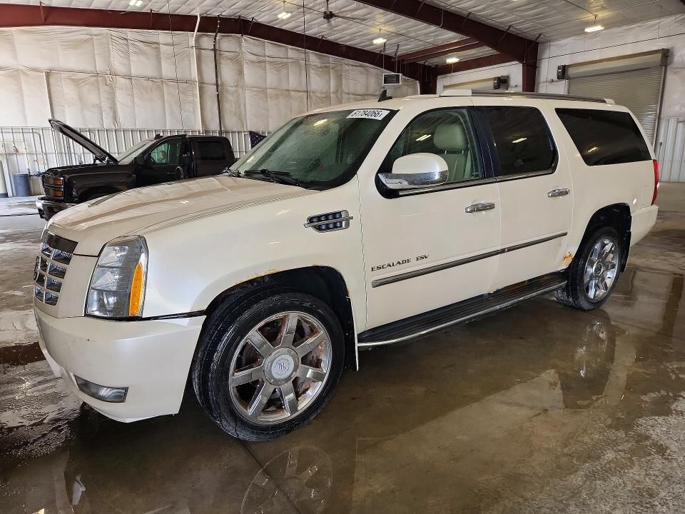 2013 CADILLAC Escalade